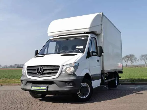 Mercedes-Benz Sprinter Image 1